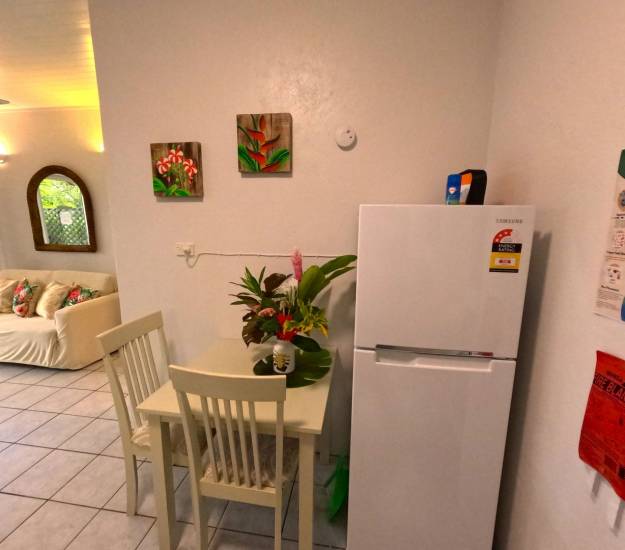 One-Bedroom Apartment l Ground Floor l MOKO l l Muri Retreat