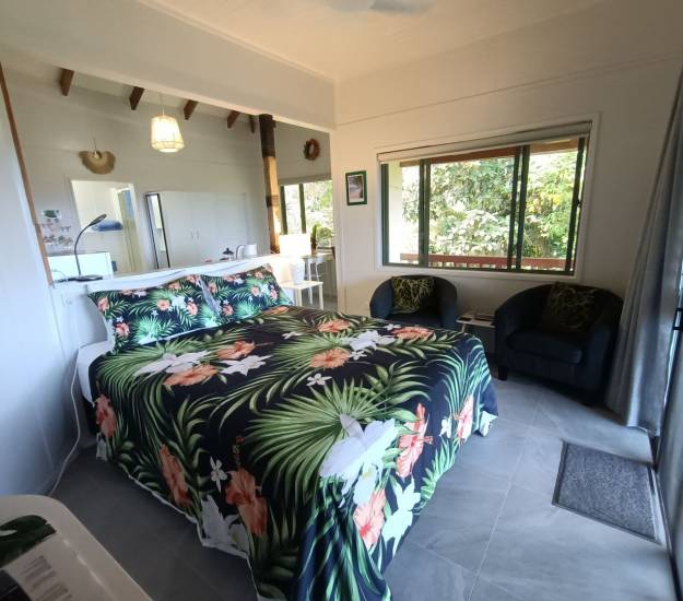 Private Studio with Lagoon View l KUKUPA l Muri Retreat Apartments