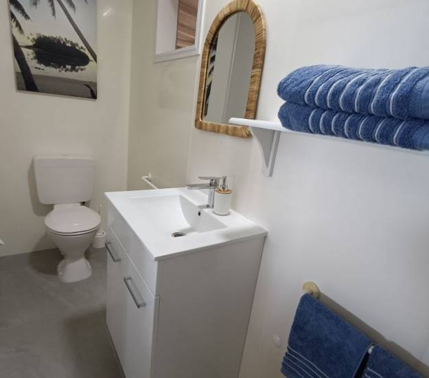 Private Studio with Lagoon View l KUKUPA l Muri Retreat Apartments