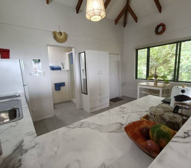 Private Studio with Lagoon View l KUKUPA l Muri Retreat Apartments